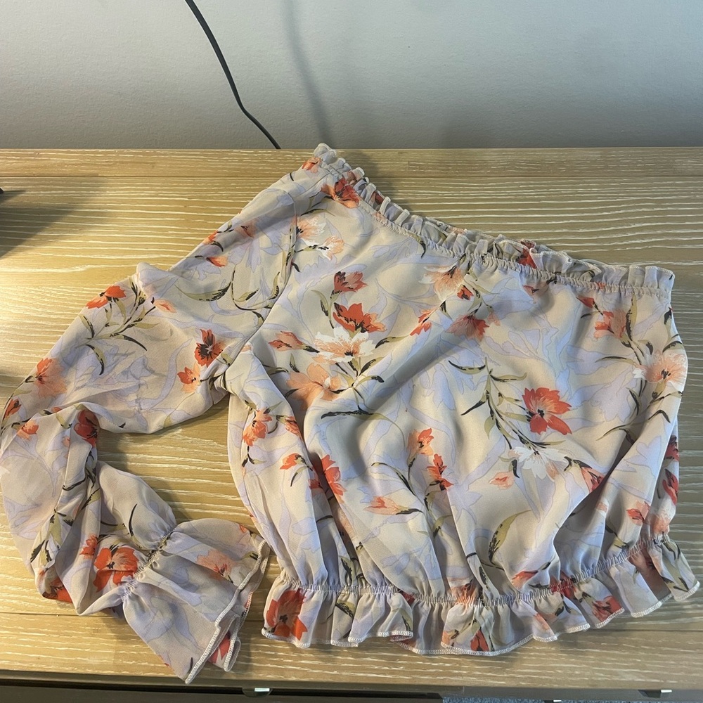 Asymmetrical Ruffled Top - Picture 1 of 2